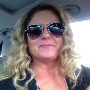 Meet your Posher, Michele